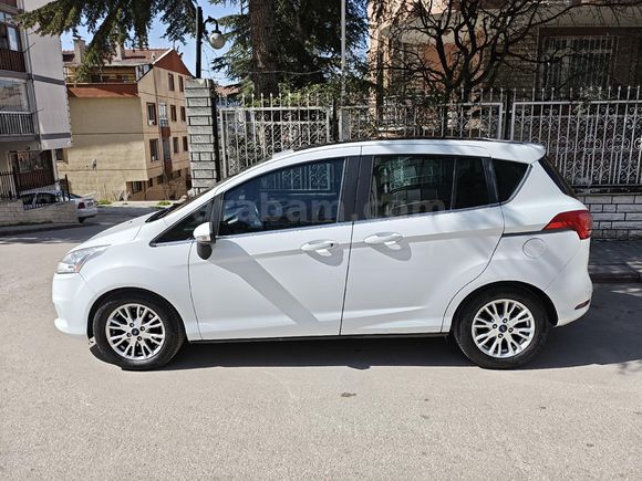 Sahibinden Ford B-Max 1.6 Titanium 2016 Model  (2017 Tarhinde trafikğe çıkışlı)
