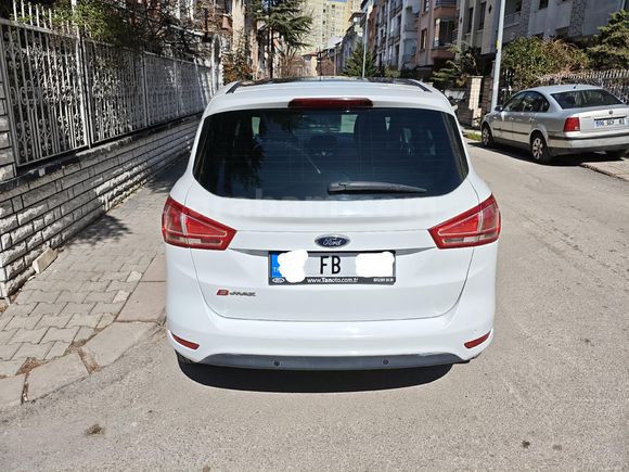 Sahibinden Ford B-Max 1.6 Titanium 2016 Model  (2017 Tarhinde trafikğe çıkışlı)