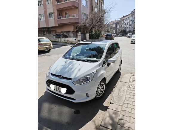 Sahibinden Ford B-Max 1.6 Titanium 2016 Model  (2017 Tarhinde trafikğe çıkışlı)