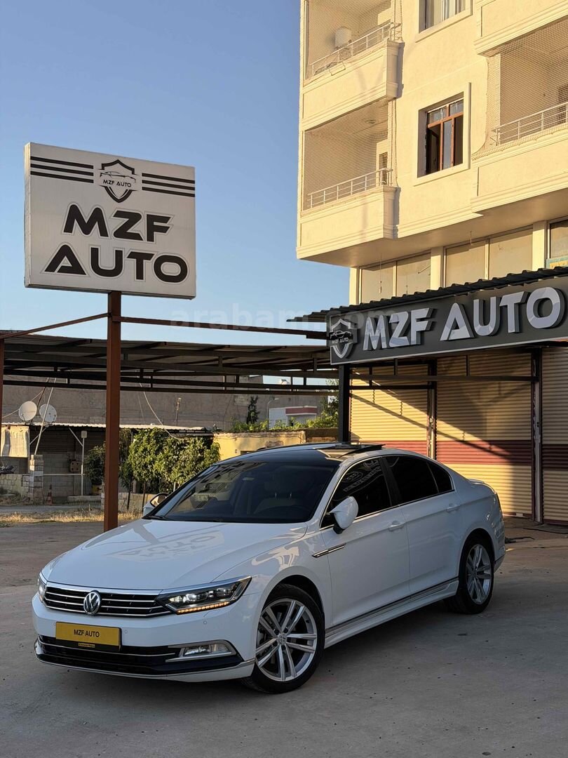 Galeriden Volkswagen Passat 1.6 TDi BlueMotion Comfortline 2015 Model Şanlıurfa 137.000 km Beyaz 2