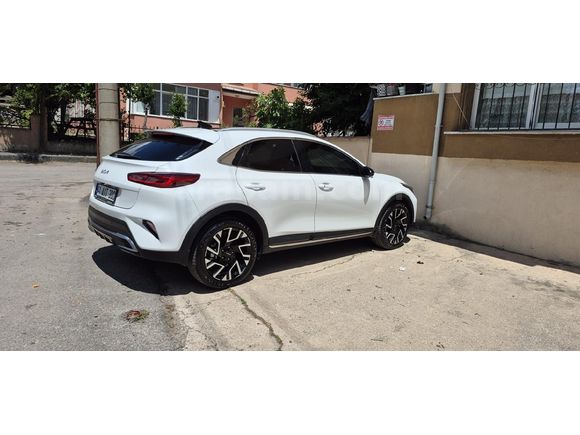 Sahibinden Kia XCeed 1.5 T-GDI Elegance 2025 Model