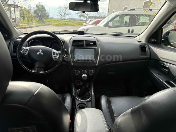 Sahibinden Mitsubishi ASX 1.6 MIVEC Intense 2011 Model 