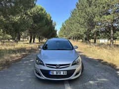 Düşük Km Sahibinden Opel Astra 1.4 T Sport 2014 