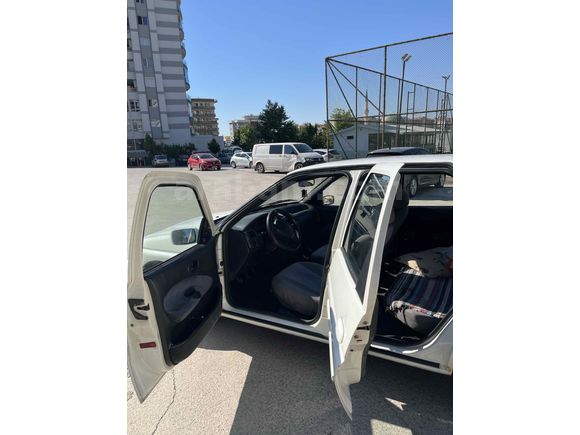 Sahibinden Ford Escort 1.6 CLX 1999 Model 