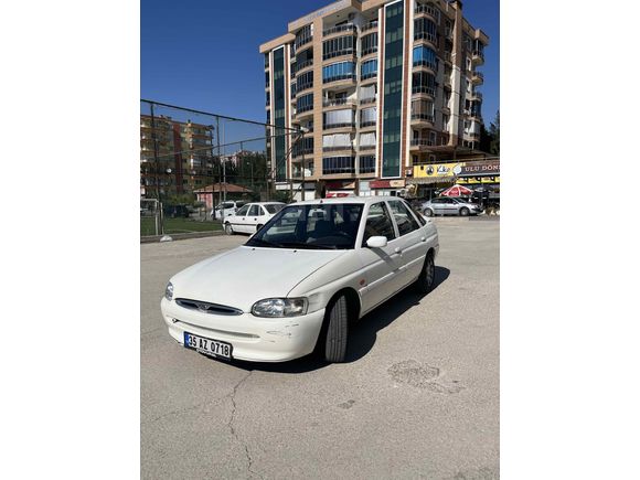 Sahibinden Ford Escort 1.6 CLX 1999 Model 