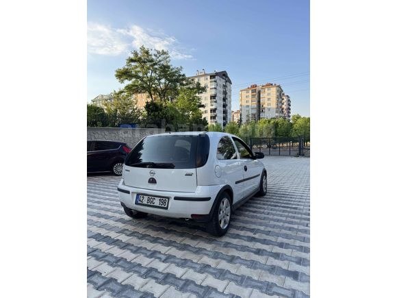 Sahibinden Opel Corsa 1.3 CDTI Cosmo 2005 Model 