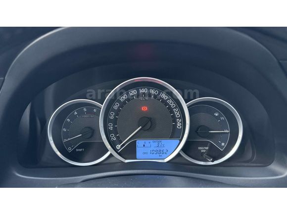 Sahibinden Toyota Auris 1.4 D-4D Active 2013 Model 