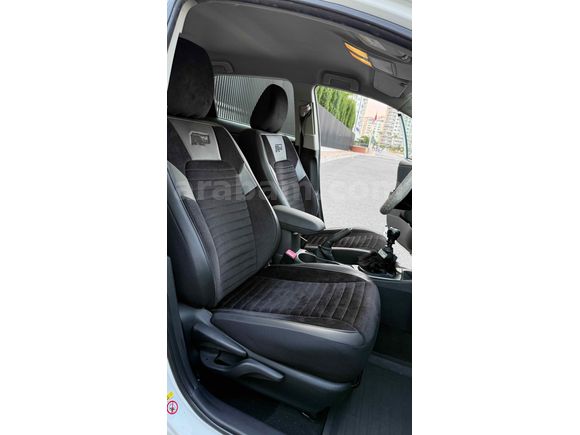 Sahibinden Toyota Auris 1.4 D-4D Active 2013 Model 