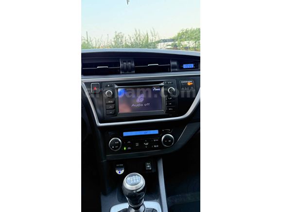 Sahibinden Toyota Auris 1.4 D-4D Active 2013 Model 