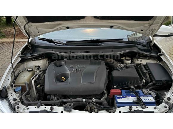 Sahibinden Toyota Auris 1.4 D-4D Active 2013 Model 