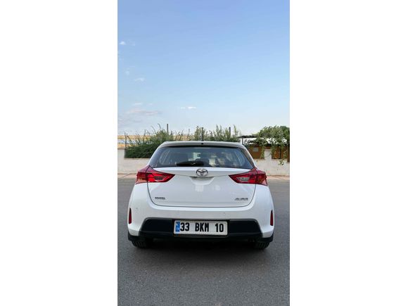 Sahibinden Toyota Auris 1.4 D-4D Active 2013 Model 