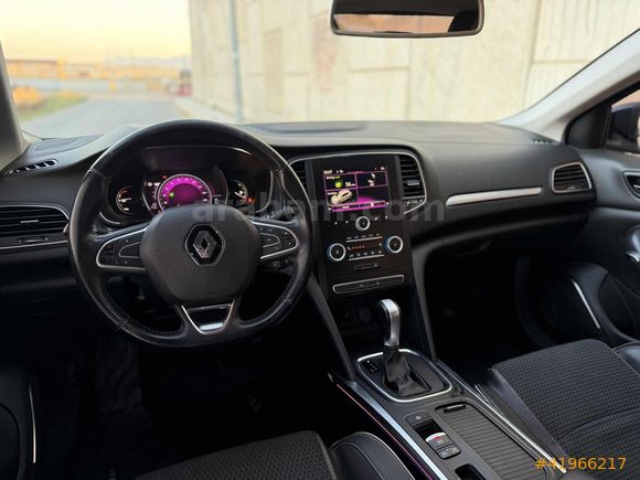 2016 MODEL DEĞİŞENSİZ MEGANE ICON OTOMATİK BAKIMLI