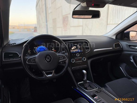 2016 MODEL DEĞİŞENSİZ MEGANE ICON OTOMATİK BAKIMLI