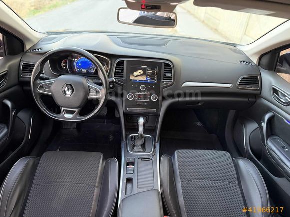 2016 MODEL DEĞİŞENSİZ MEGANE ICON OTOMATİK BAKIMLI