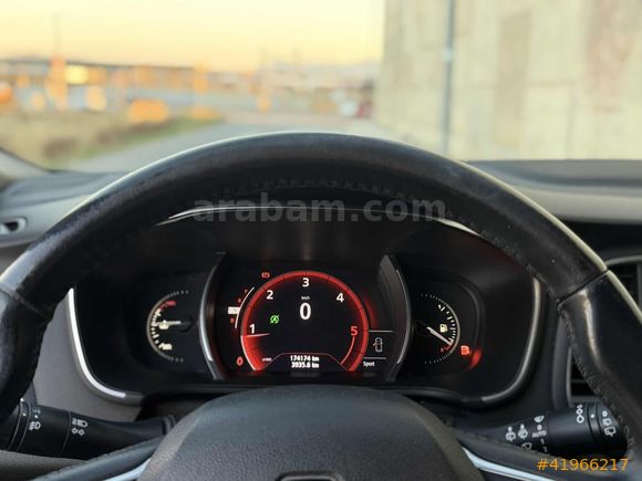 2016 MODEL DEĞİŞENSİZ MEGANE ICON OTOMATİK BAKIMLI