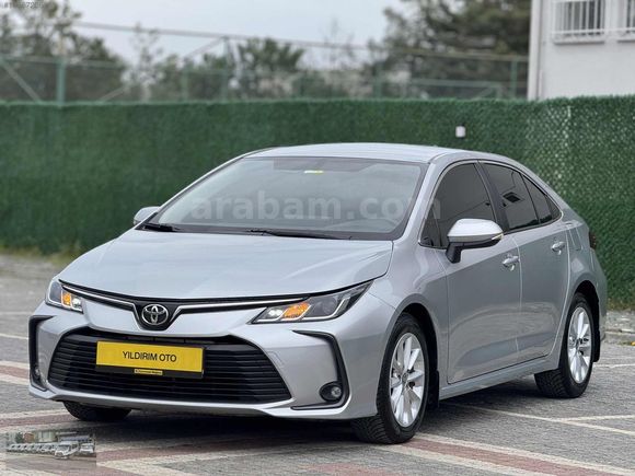 Y I L D I R I M' 2022 Corolla 1.5 Dream Multidrive S 123 HP 86km
