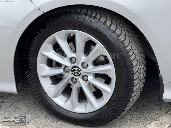 Y I L D I R I M' 2022 Corolla 1.5 Dream Multidrive S 123 HP 86km