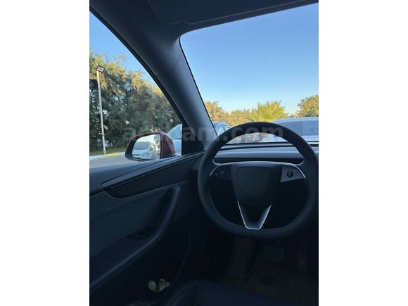 Sahibinden Tesla Model Y Standart (Juniper) 2025 Model 