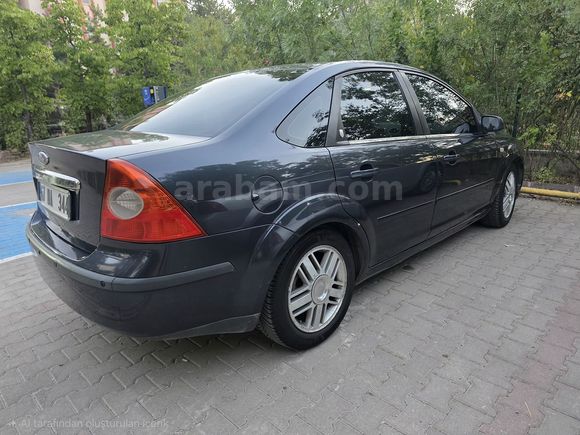 Sahibinden Ford Focus 1.6 Ghia 2006 Model 