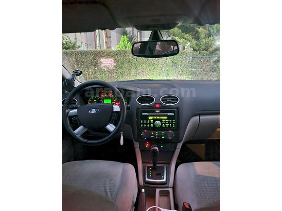 Sahibinden Ford Focus 1.6 Ghia 2006 Model 