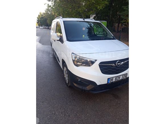 Sahibinden Opel Combo 1.5 CDTI Enjoy 2020 Model  275.000 km Beyaz