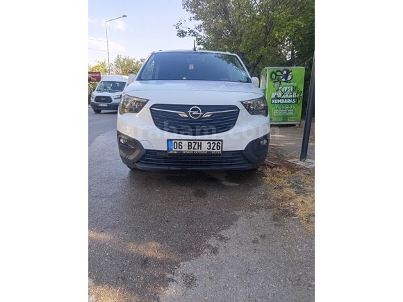 Sahibinden Opel Combo 1.5 CDTI Enjoy 2020 Model  275.000 km Beyaz