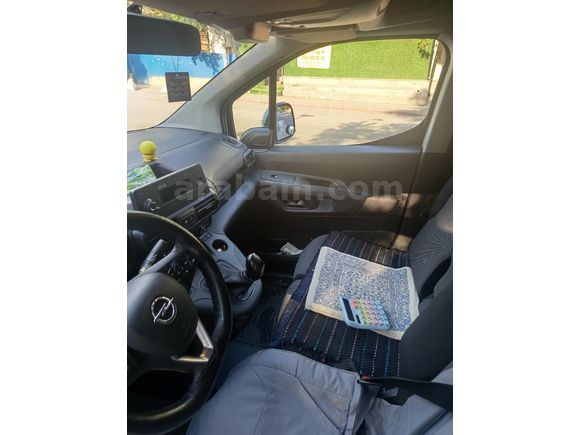 Sahibinden Opel Combo 1.5 CDTI Enjoy 2020 Model  275.000 km Beyaz