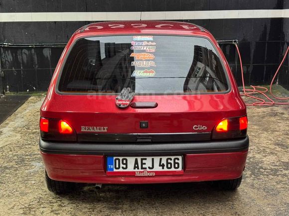 İlk gelen alır acill Clio 1.4 RT 1997