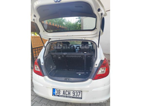 Bayandan Opel Corsa 1.3 CDTI Essentia 2013 Model