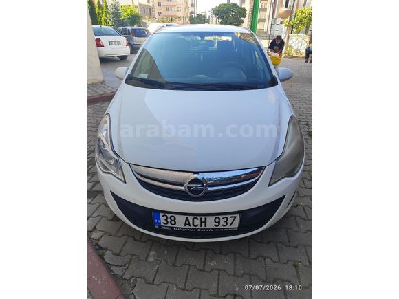 Bayandan Opel Corsa 1.3 CDTI Essentia 2013 Model