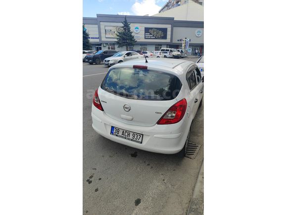 Bayandan Opel Corsa 1.3 CDTI Essentia 2013 Model