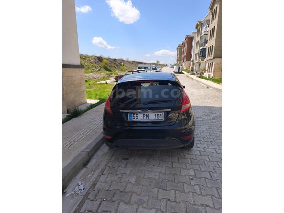 Sahibinden Ford Fiesta 1.4 Titanium 2010 Model
