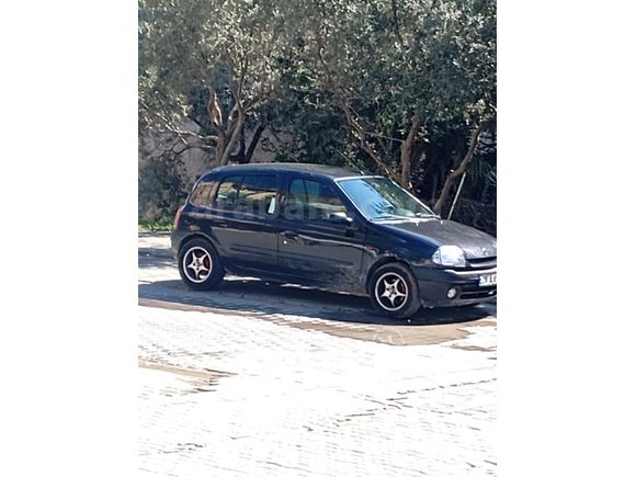Sahibinden Renault Clio 1.4 RTE 2001 Model  314.000 km Siyah