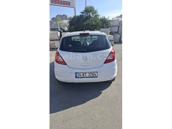 Memurdan temiz  Opel Corsa 1.3 CDTI Essentia 2013 Model 