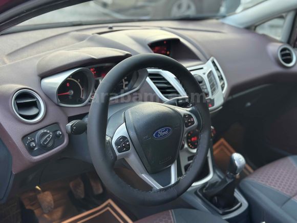 Galeriden Ford Fiesta 1.4 Titanium 2011 Model Antalya