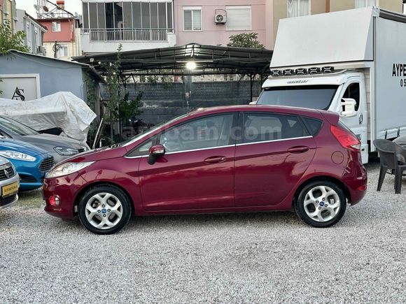 Galeriden Ford Fiesta 1.4 Titanium 2011 Model Antalya