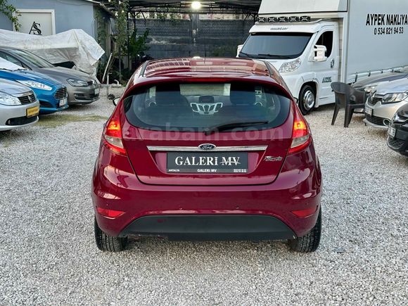 Galeriden Ford Fiesta 1.4 Titanium 2011 Model Antalya