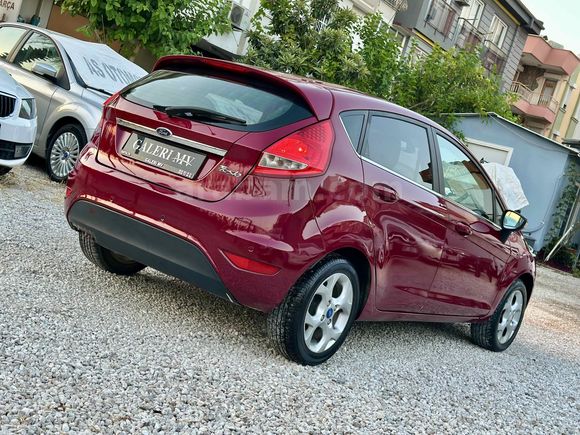 Galeriden Ford Fiesta 1.4 Titanium 2011 Model Antalya