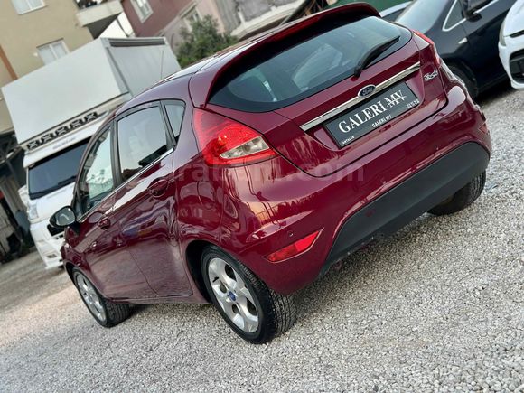 Galeriden Ford Fiesta 1.4 Titanium 2011 Model Antalya