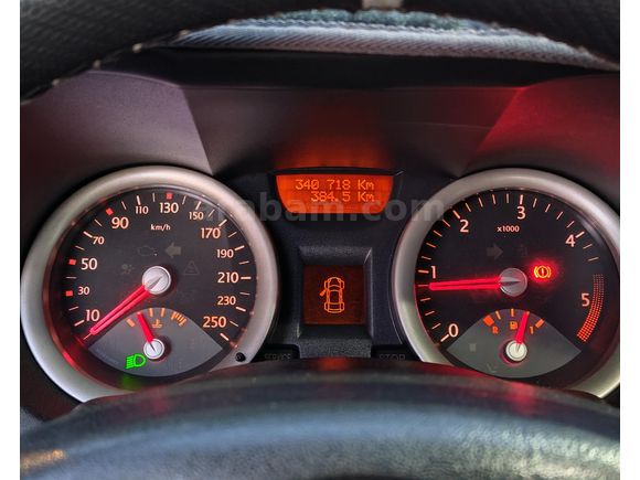 Sahibinden Renault Megane 1.5 dCi Dynamique 2006 Model  340.000 km Mavi