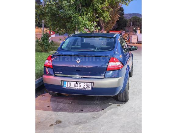 Sahibinden Renault Megane 1.5 dCi Dynamique 2006 Model  340.000 km Mavi