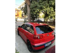 Sahibinden Seat Ibiza 1.6 Signo 2001 Model  335.300 km Kırmızı