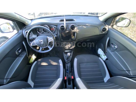 Sahibinden Dacia Sandero 0.9 TCe Stepway Easy-R 2017 Model 