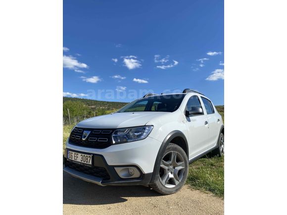 Sahibinden Dacia Sandero 0.9 TCe Stepway Easy-R 2017 Model 