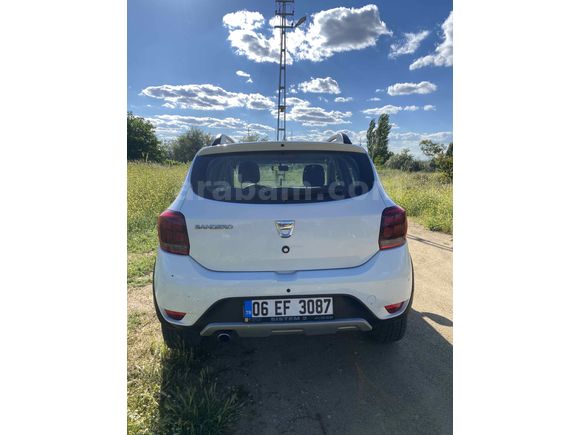 Sahibinden Dacia Sandero 0.9 TCe Stepway Easy-R 2017 Model 