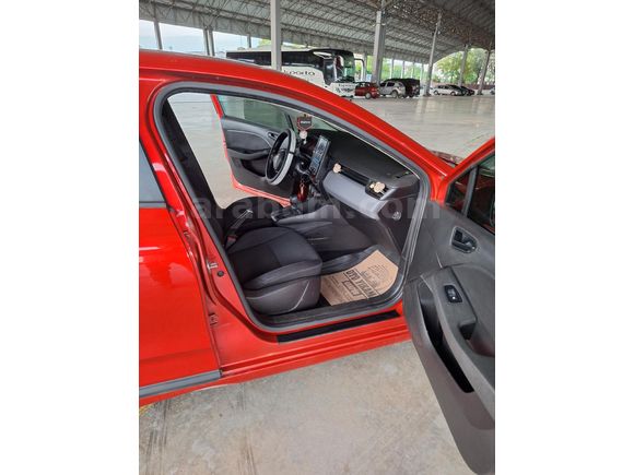 Sahibinden Renault Clio 1.0 TCe Joy 2021 Model