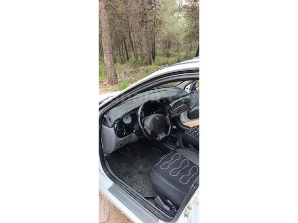 Sahibinden Renault Megane 1.6 RXi 2002 Model