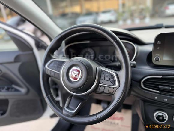 2021 MODEL MAKYAJLI YENİ KASA 80 BIN KM SERVİS BAKIMLI