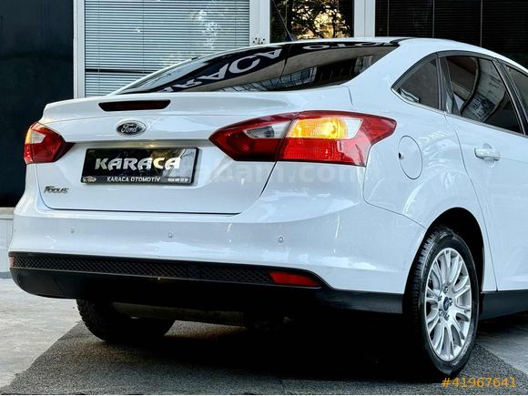 _İLK ELDEN + YETKİLİ SERVİS BAKIMLI + BOYASIZ + SUNROOF +100 KM_
