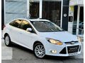 _İLK ELDEN + YETKİLİ SERVİS BAKIMLI + BOYASIZ + SUNROOF +100 KM_